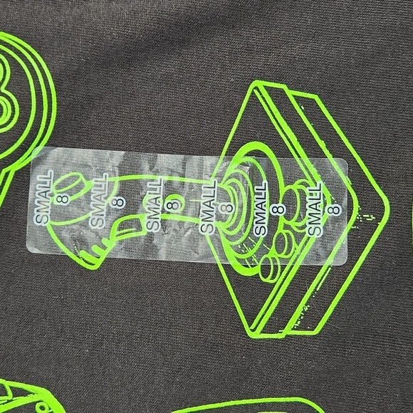 Control Freak Black T-Shirt, Youth Small, Size 8 NWT - Picture 2 of 4